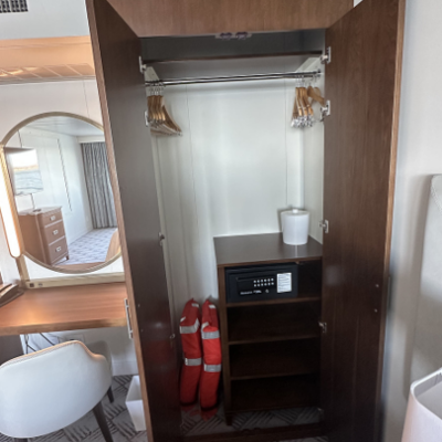 Wardrobe Components – Standard Stateroom