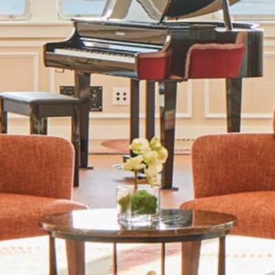 Accent Chair with Head Rest